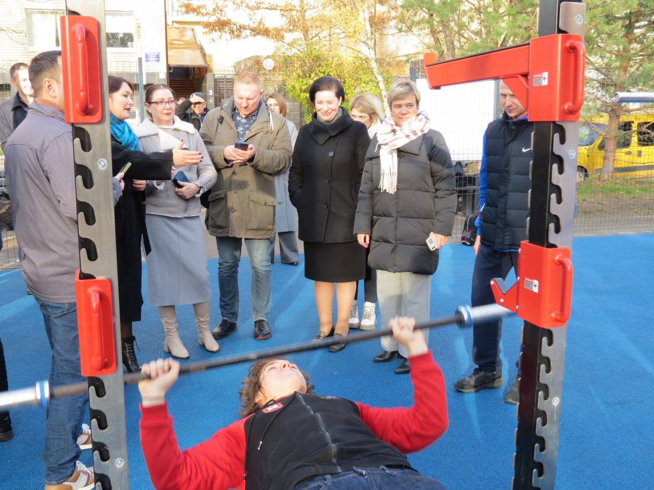 Елена Дятлова: Сразу две спортивные площадки в районе улицы Красной обновляем в этом году Елена Дятлова: Сразу две спортивные площадки в районе улицы Красной обновляем в этом году