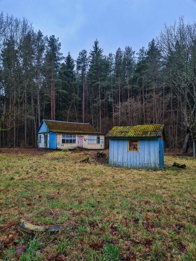 Экскурсовод показал заброшенную турбазу на берегу Виштынца, чей хозяин не пережил 90-е Экскурсовод показал заброшенную турбазу на берегу Виштынца, чей хозяин не пережил 90-е