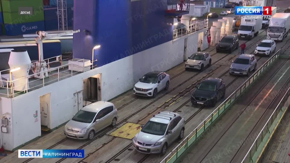 Морское сообщение между Петербургом и Калининградом дополнено новыми судами