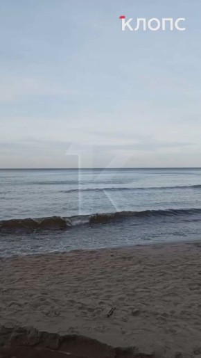 В Филинской бухте в море впадает зловонная речка