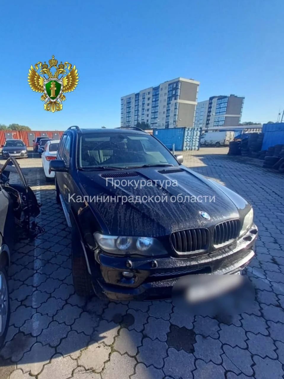 Внедорожник калининградки, которая повторно попалась за рулем пьяная, арестован