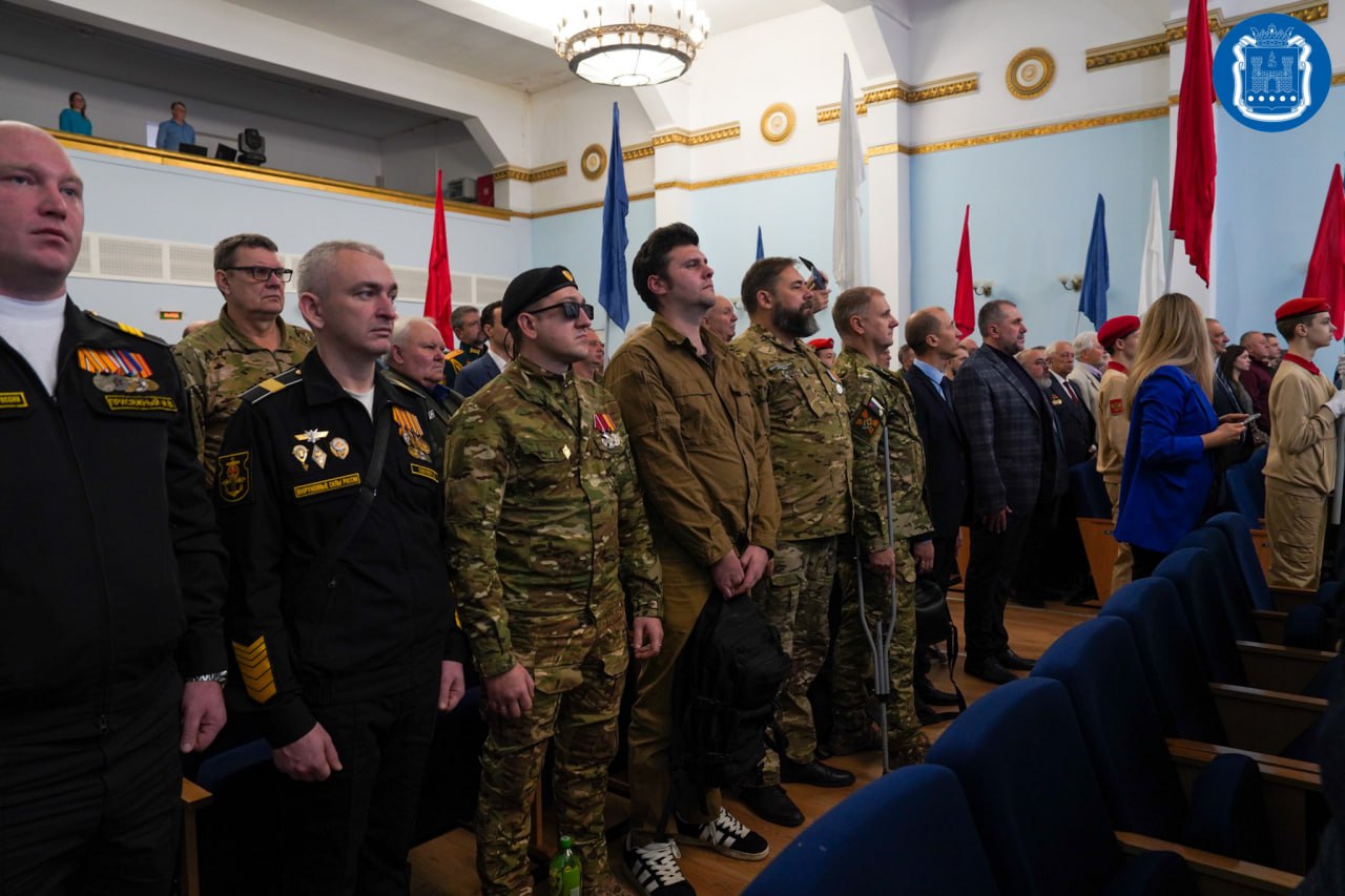 В Калининграде прошёл слёт ветеранов боевых действий В Калининграде прошёл слёт ветеранов боевых действий