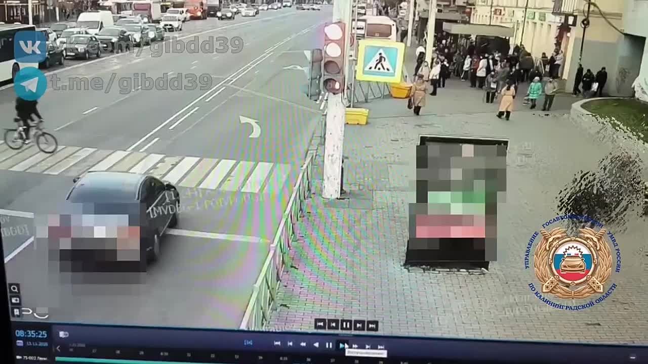В центре Калининграда автомобилист сбил подростка на велосипеде