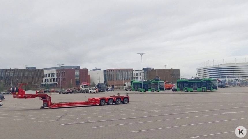 В Калининград привезли вторую партию троллейбусов с подсветкой и тихими дверями