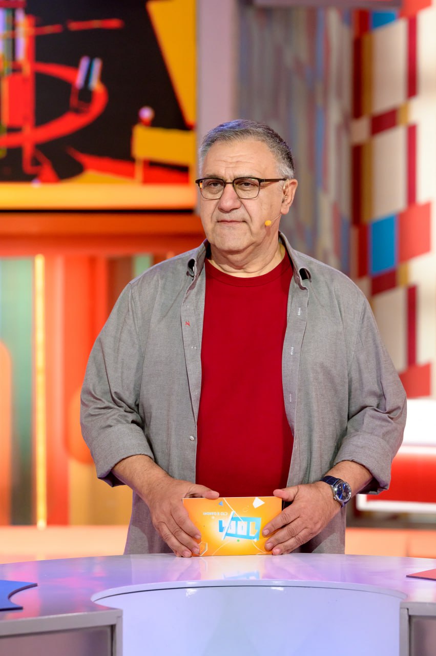 «Ну-ка, все вместе!» поиграем в «Сто к одному»: сотня проверит себя на быстроту мышления «Ну-ка, все вместе!» поиграем в «Сто к одному»: сотня проверит себя на быстроту мышления