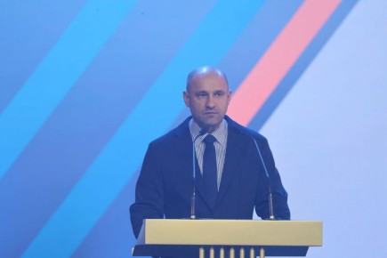 Артём Жога: Сегодня работаю в Тюмени. Поздравил сотрудников "Мостострой-11" с юбилеем компании