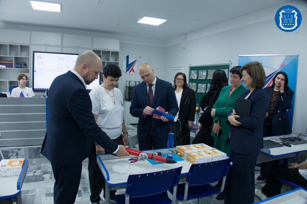 Алексей Беспрозванных обсудил с главой администрации Нестеровского округа развитие муниципалитета Алексей Беспрозванных обсудил с главой администрации Нестеровского округа развитие муниципалитета