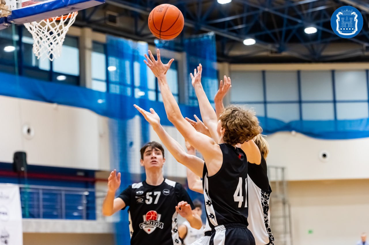 Сборная Калининградской области по баскетболу взяла золото на межрегиональном этапе Первенства России среди команд Северо-Западного федерального округа Сборная Калининградской области по баскетболу взяла золото на межрегиональном этапе Первенства России среди команд Северо-Западного федерального округа