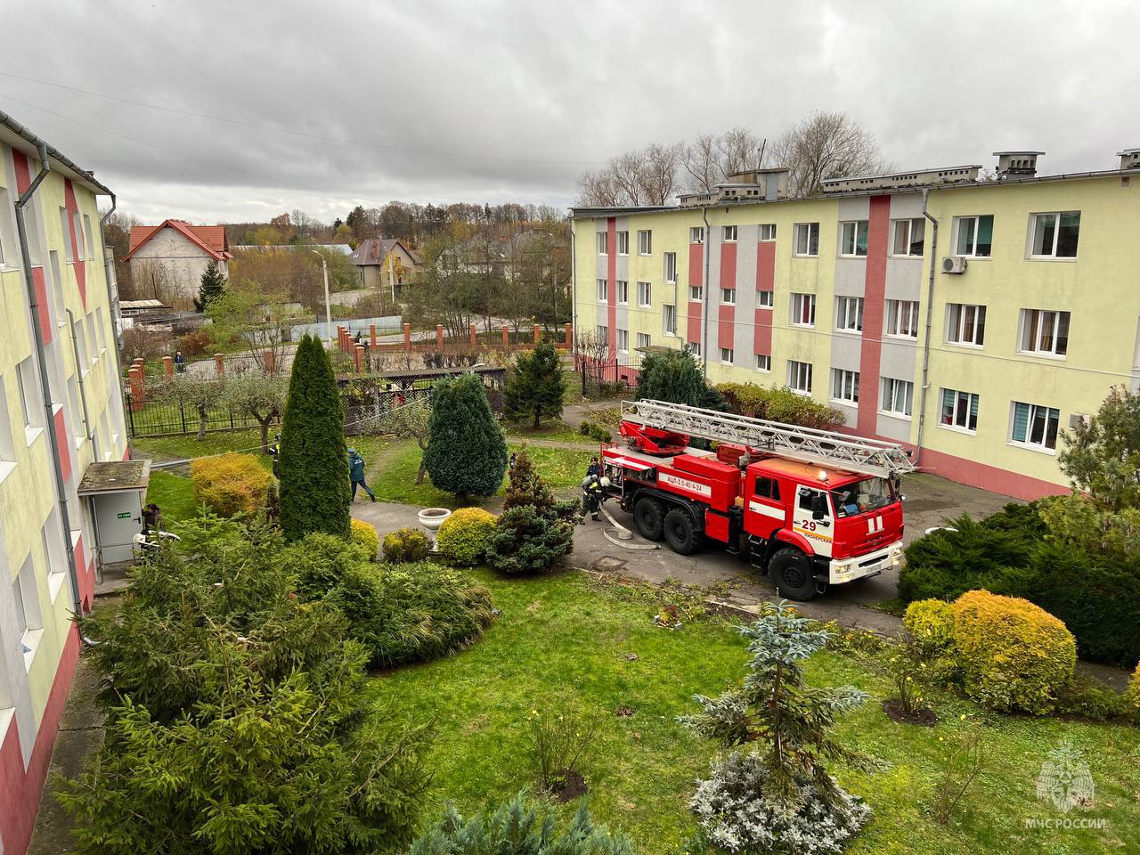 В Пионерске на территории дома-интернета для престарелых и инвалидов «Сосновая усадьба» прошли пожарно-тактические учения В Пионерске на территории дома-интернета для престарелых и инвалидов «Сосновая усадьба» прошли пожарно-тактические учения