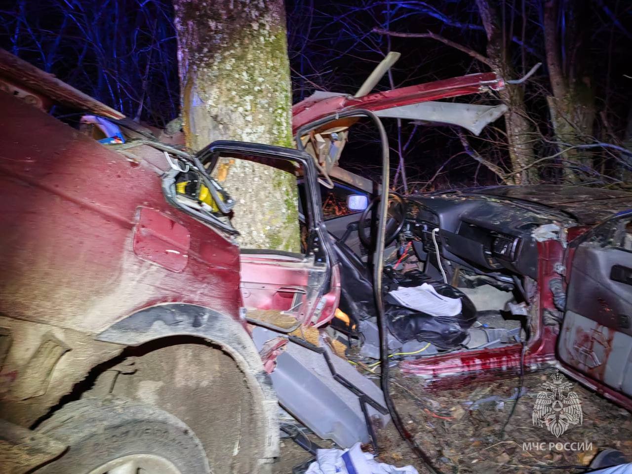 Сотрудники МЧС России реагировали на ДТП в Озёрском муниципальном округе Сотрудники МЧС России реагировали на ДТП в Озёрском муниципальном округе