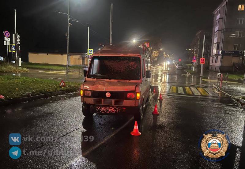 В Калининградской области за 15 минут машины сбили двух пенсионеров В Калининградской области за 15 минут машины сбили двух пенсионеров