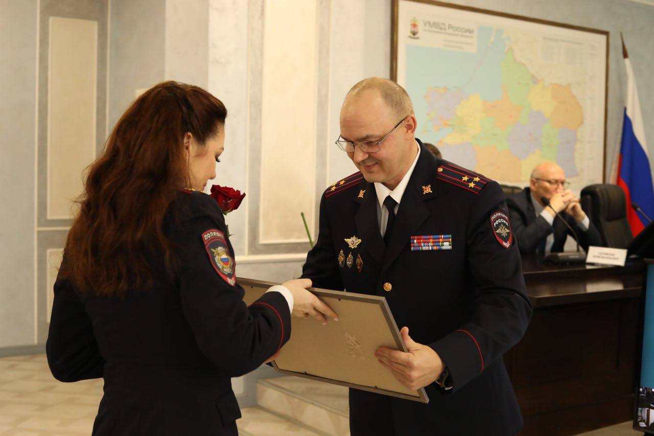 В УМВД России по Калининградской области вручили награды лучшим участковым уполномоченным полиции В УМВД России по Калининградской области вручили награды лучшим участковым уполномоченным полиции
