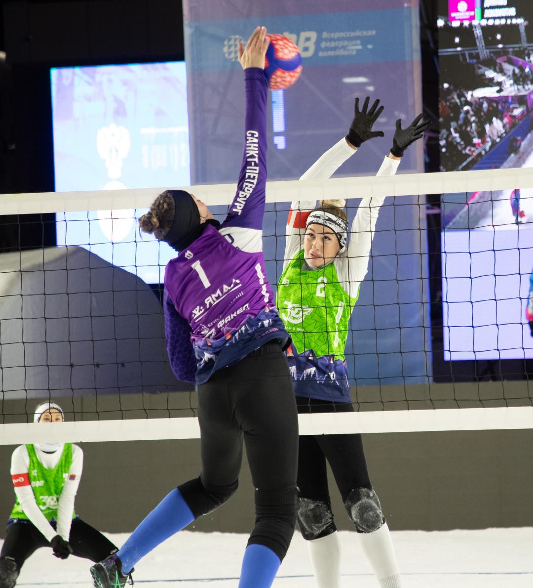 Волейболистки калининградского «Локомотива-СШОР по ИВС» стали победительницами первого этапа чемпионата России по волейболу на снегу, который прошел в Новом Уренгое Волейболистки калининградского «Локомотива-СШОР по ИВС» стали победительницами первого этапа чемпионата России по волейболу на снегу, который прошел в Новом Уренгое