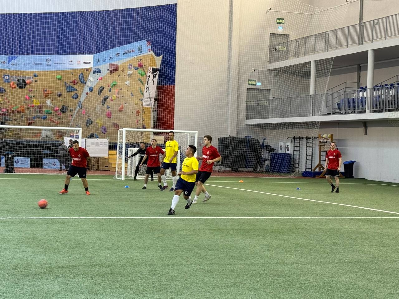 Команда регионального следственного управления Следственного комитета приняла участие в турнире по мини-футболу Команда регионального следственного управления Следственного комитета приняла участие в турнире по мини-футболу