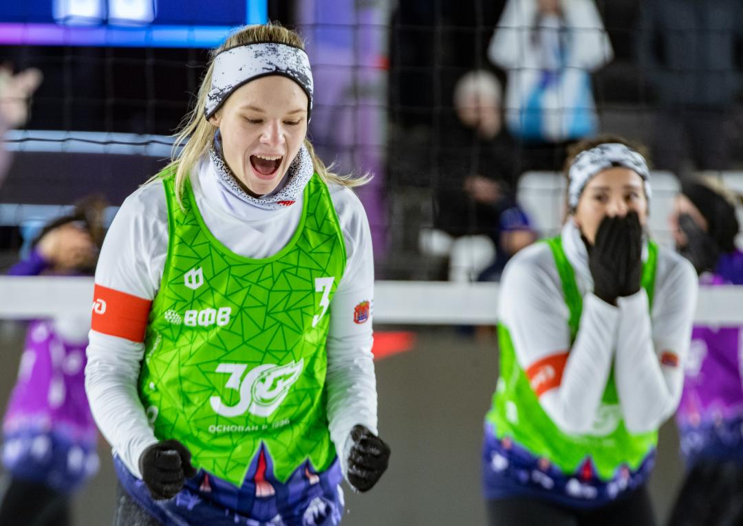 Волейболистки калининградского «Локомотива-СШОР по ИВС» стали победительницами первого этапа чемпионата России по волейболу на снегу, который прошел в Новом Уренгое Волейболистки калининградского «Локомотива-СШОР по ИВС» стали победительницами первого этапа чемпионата России по волейболу на снегу, который прошел в Новом Уренгое