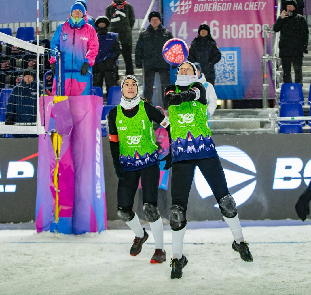 С пляжа — на снег: калининградский «Локомотив» победил на первом этапе зимнего волейбола С пляжа — на снег: калининградский «Локомотив» победил на первом этапе зимнего волейбола