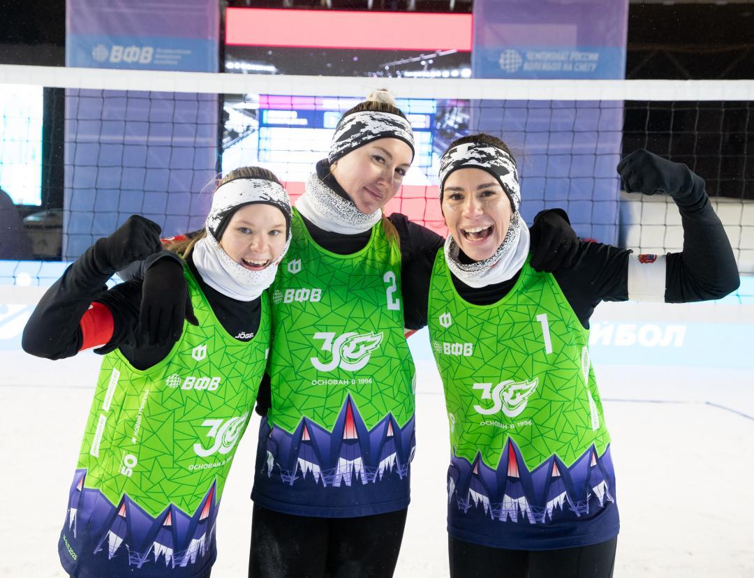 С пляжа — на снег: калининградский «Локомотив» победил на первом этапе зимнего волейбола С пляжа — на снег: калининградский «Локомотив» победил на первом этапе зимнего волейбола