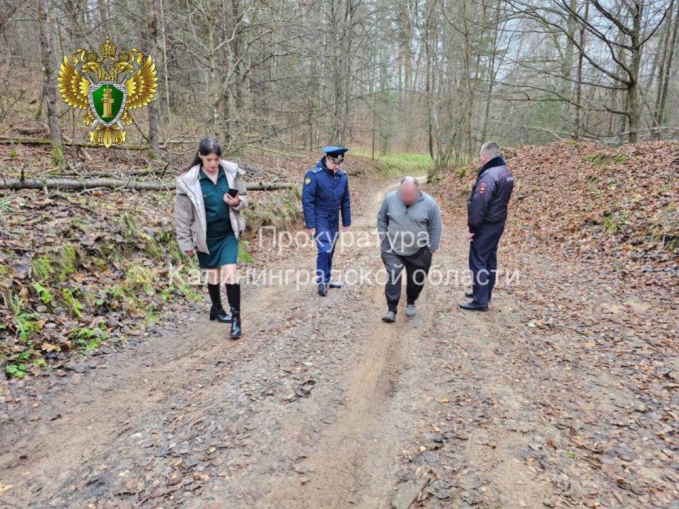 Неманская городская прокуратура требует привести в надлежащее состояние подъездные пути к дому участника специальной военной операции