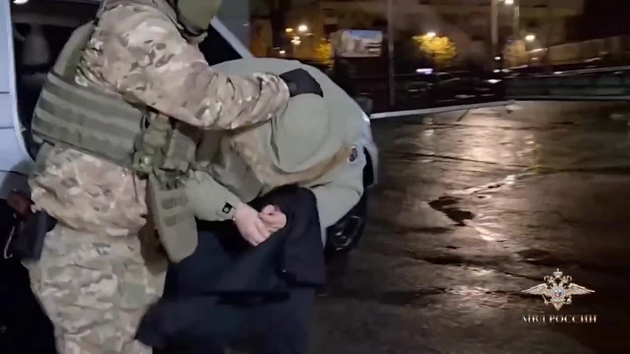 Работники склада "Эльдорадо" устроили пожар, чтобы скрыть воровство