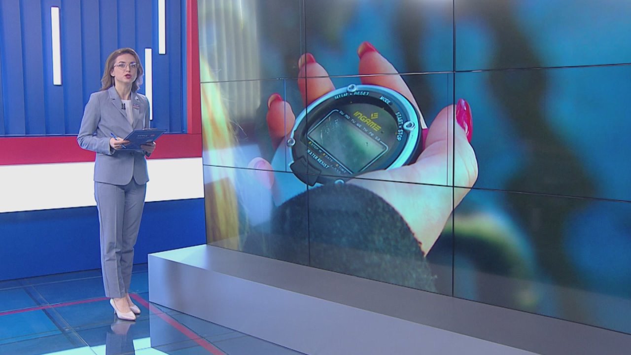 Калининградские любители плавания в ледяной воде открыли соревновательный сезон