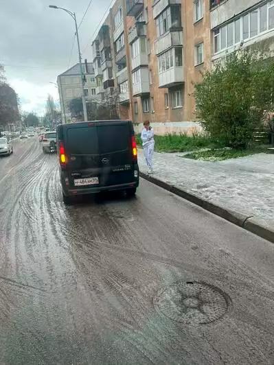 Калининградец на примере показал, почему на Фрунзе образуются пробки