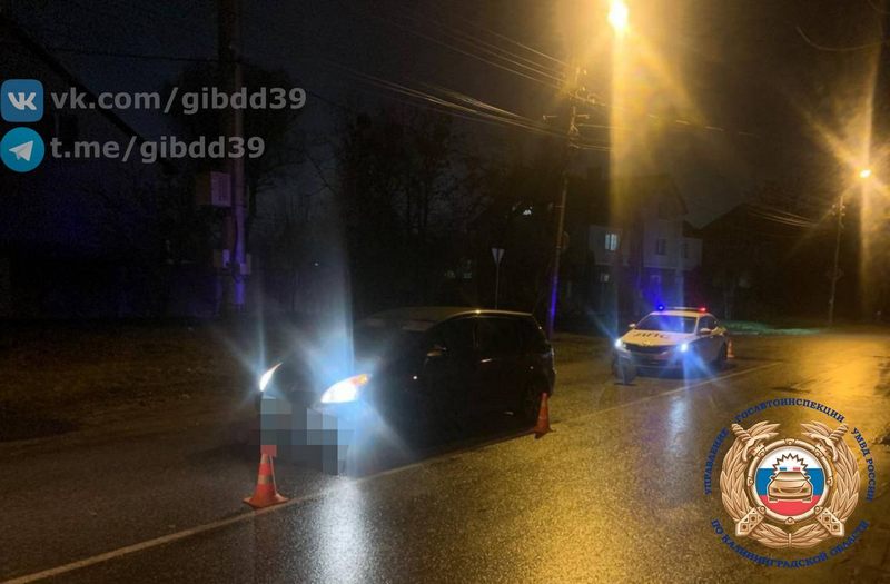 В Калининграде мальчик наехал на автомобиль