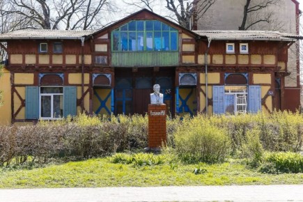 В Пионерском планируют выставить на торги и восстановить исторический пансионат «Шарлотт»