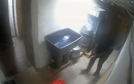 Тёмное порождение Гурьевска вылезло из-под земли в центре Калининграда