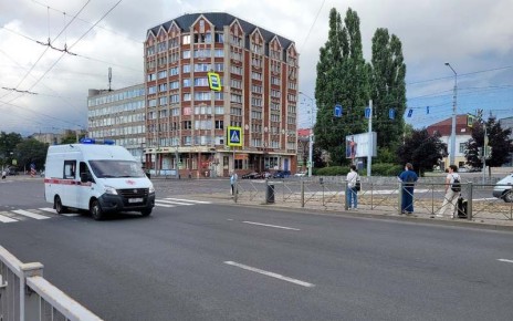 В Калининграде молодой любовник переломал рёбра сопернику
