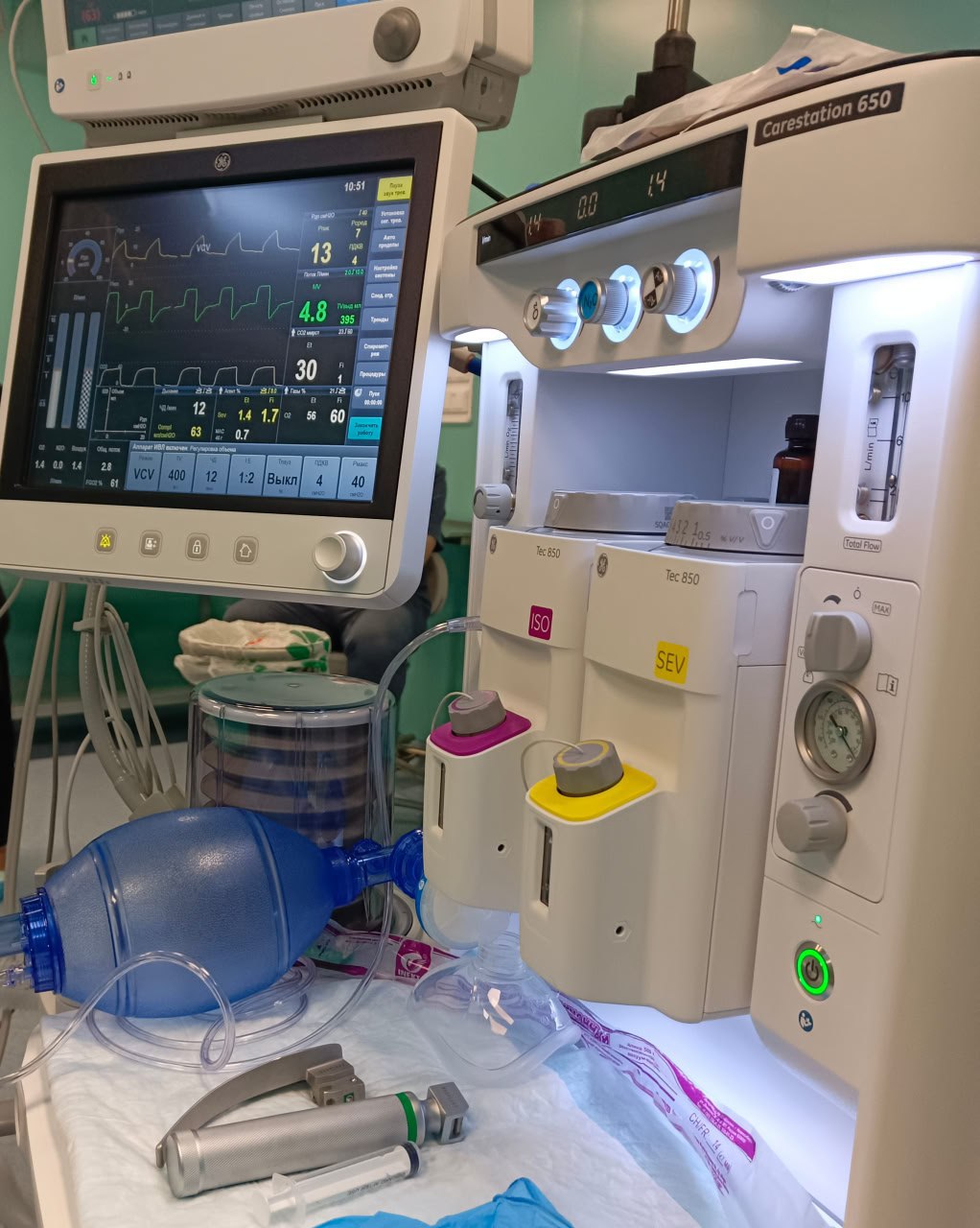 Калининградские онкологи провели уникальную одновременную операцию Калининградские онкологи провели уникальную одновременную операцию