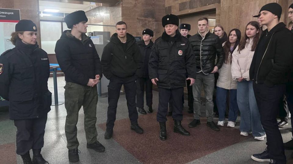 «Экскурсия в профессиональную жизнь»