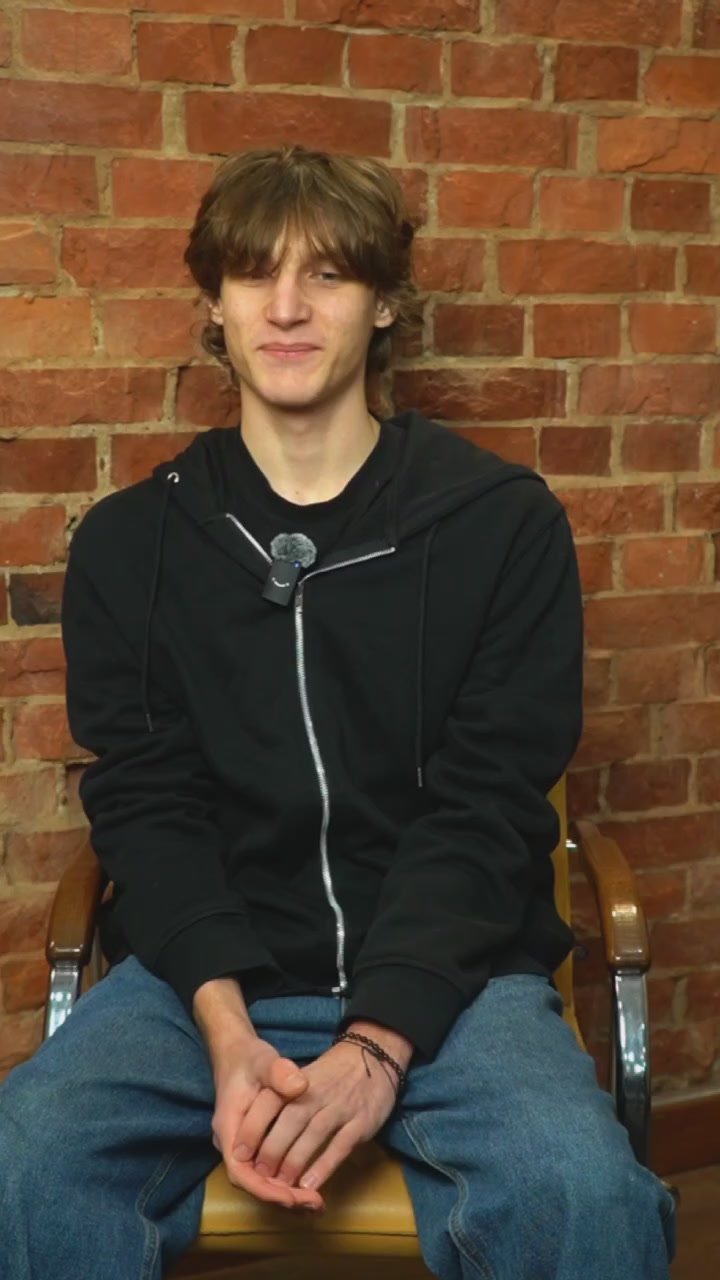 Собрались как-то вместе бумер, миллениал и зумер… и ответили на наши вопросы