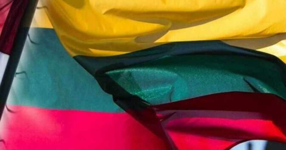 Вильнюс хочет ограничить транзит в Калининград как меру давления на Россию