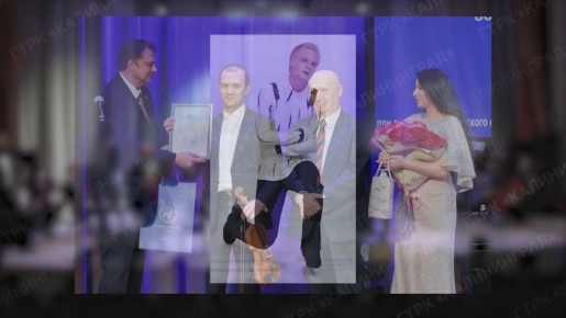 Он окончил Музыкальную школу имени П.И. Чайковского при Ереванской государственной консерватории по классу скрипки