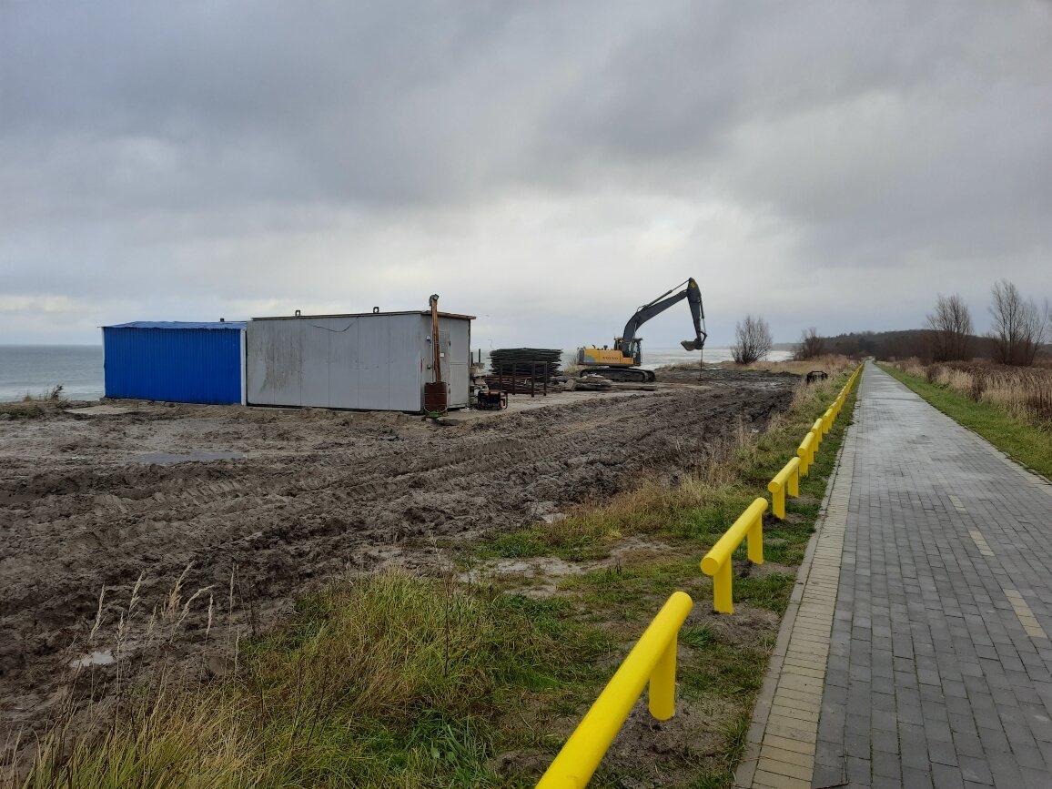 Виновницу потопов под Зеленоградском будут держать под контролем с помощью деревянных свай и биг-бэгов Виновницу потопов под Зеленоградском будут держать под контролем с помощью деревянных свай и биг-бэгов