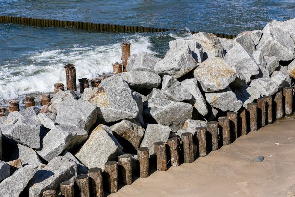 В Калининградской области ищут подрядчика для исследования и разработки схемы защиты побережья