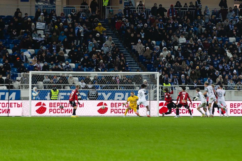 Победили без тренера и полузащитника: как прошёл матч «Балтики» и «Спартака» (фоторепортаж) Победили без тренера и полузащитника: как прошёл матч «Балтики» и «Спартака» (фоторепортаж)