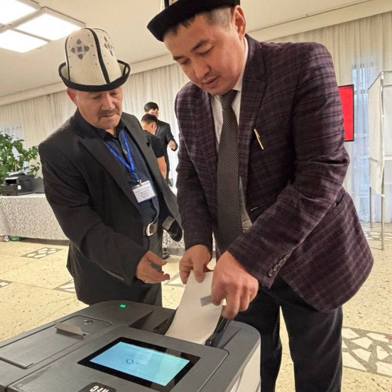 40 участков для голосования на досрочных выборах депутатов Жогорку Кенеша Кыргызской Республики работают в 27 регионах России, от Южно-Сахалинска до Калининграда 40 участков для голосования на досрочных выборах депутатов Жогорку Кенеша Кыргызской Республики работают в 27 регионах России, от Южно-Сахалинска до Калининграда