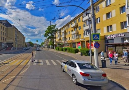 На 8 пешеходных переходах в Калининграде сделают светофоры с кнопкой