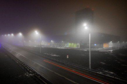 Туманный Калининград. В дымке ночной город кажется загадочным, таинственным и немного зловещим А какие у вас впечатления? Фото: Александр Мелехов