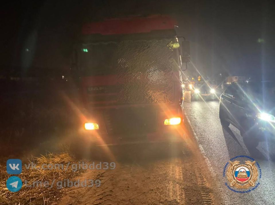 За сутки сотрудниками Госавтоинспекции выявлено 1627 нарушения Правил дорожного движения, в том числе: За сутки сотрудниками Госавтоинспекции выявлено 1627 нарушения Правил дорожного движения, в том числе: