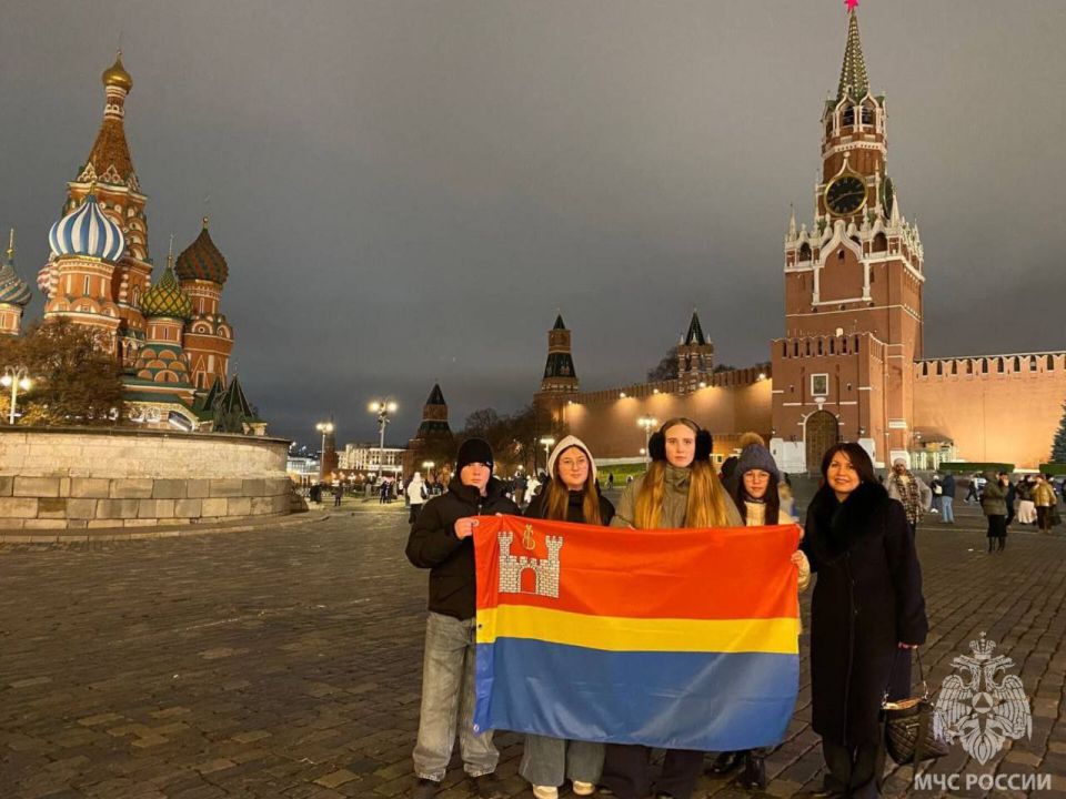 Кадеты МЧС России из Калининградской области стали победителями всероссийского патриотического конкурса Кадеты МЧС России из Калининградской области стали победителями всероссийского патриотического конкурса