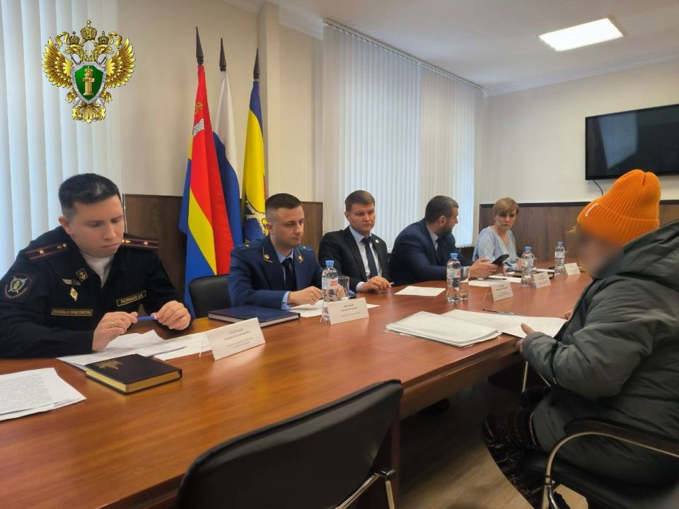 Прокурор Правдинского района провел личный прием участников специальной военной операции и членов их семей