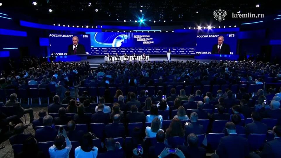 Состояние государственных финансов стабильное, ключевые приоритеты профинансированы в полном объёме — Путин