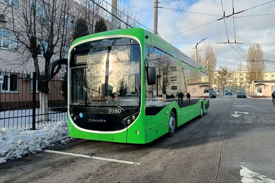 В Калининград привезли все 20 новых троллейбусов «Синара»
