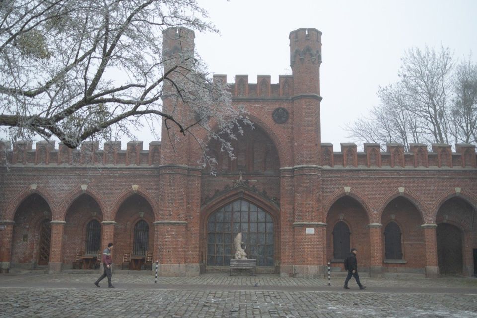 Подсмотрели за вами, пока вы занимались утренними делами Подсмотрели за вами, пока вы занимались утренними делами