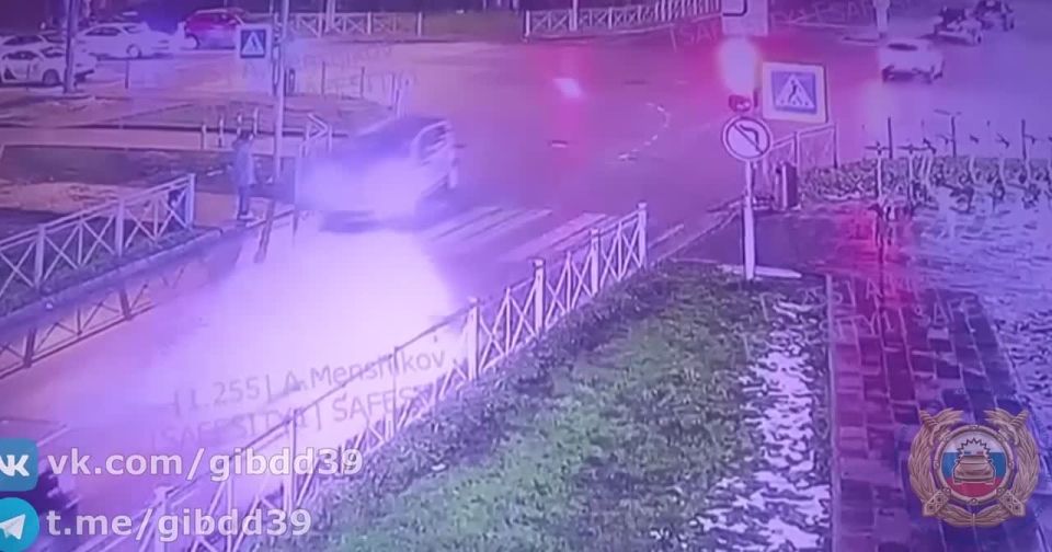 В Калининграде автомобилист сбил подростка на пешеходном переходе