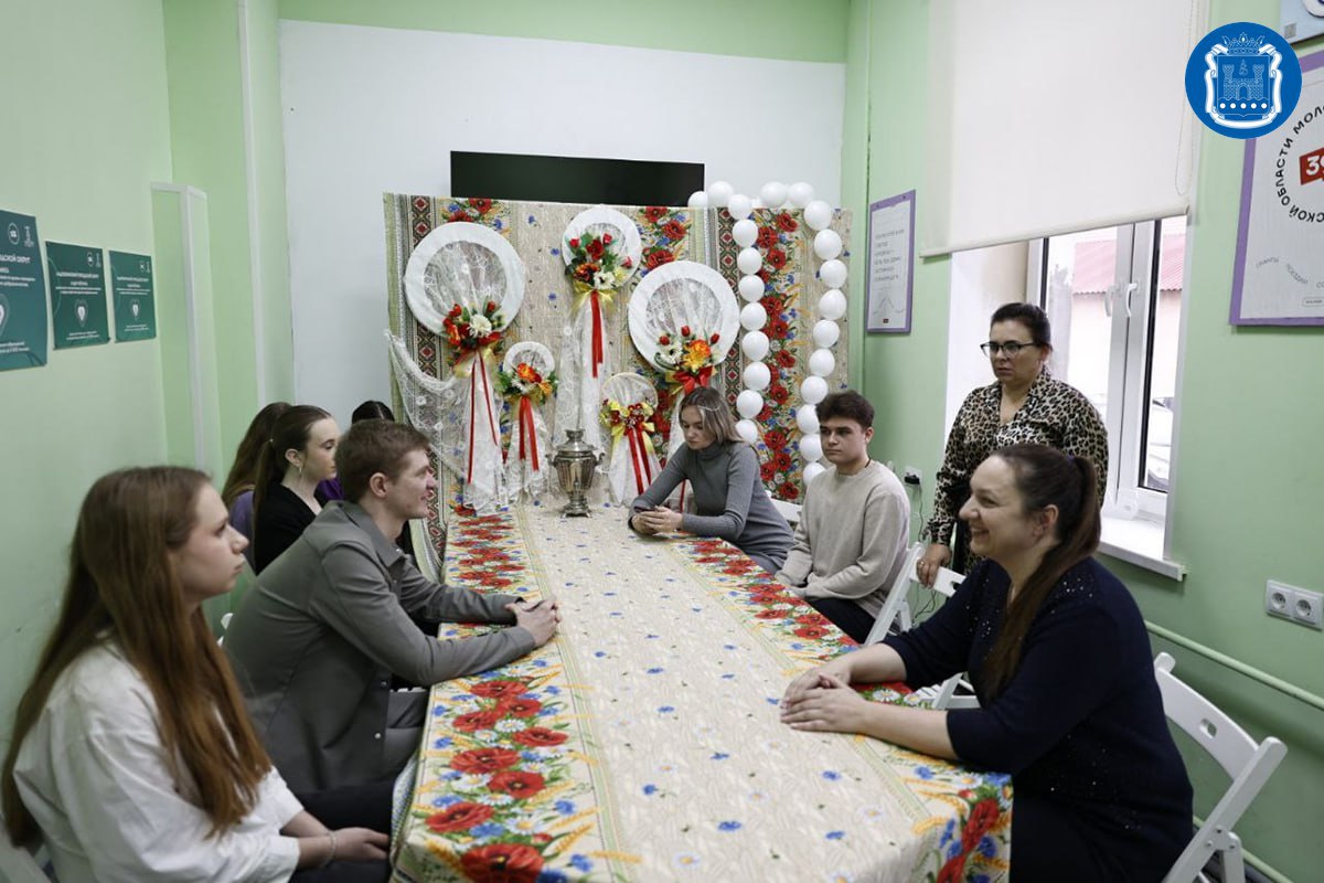 Губернатор Алексей Беспрозванных с рабочим визитом посетил Ладушкин Губернатор Алексей Беспрозванных с рабочим визитом посетил Ладушкин