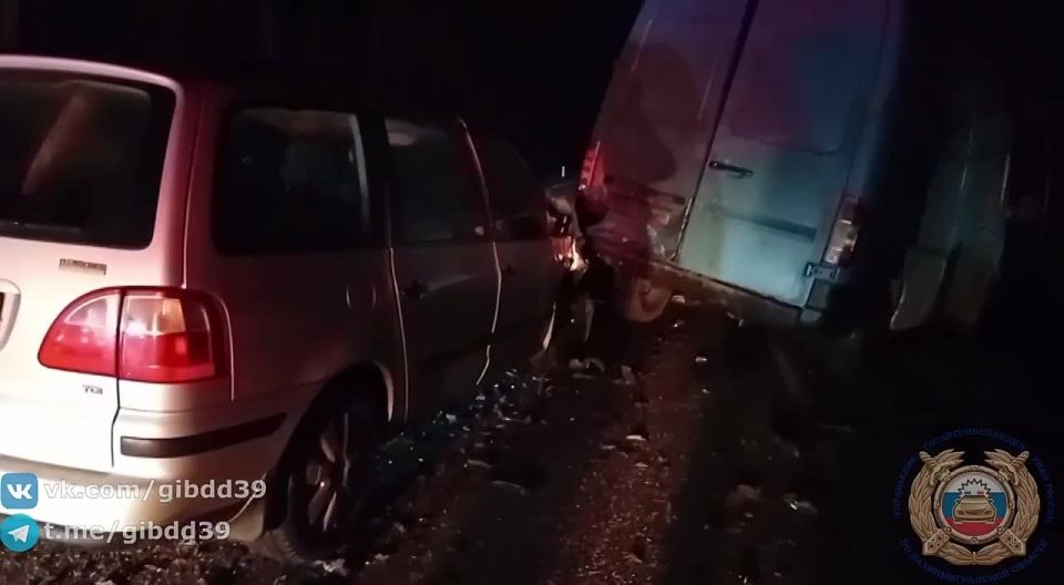 По предварительным данным, 03.12.2025 года в 18:30 на 5 км 900 метров автодороги «Холмогоровка - Коврово» двигался автомобиль «Форд» под управлением 68-летнего водителя, который допустил наезд на стоявший у правого края...