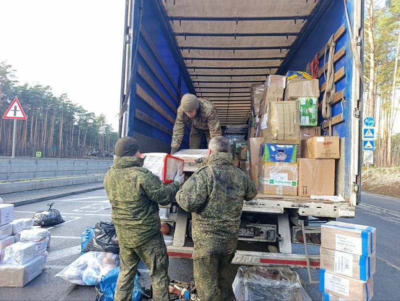 Калининградская область отправила 45 тонн помощи военным и мирным